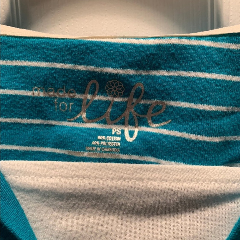 Made For Life PETITE Top - Picture 3 of 3